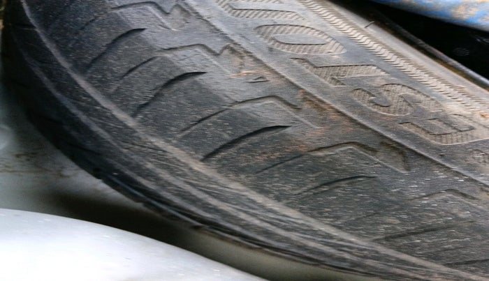 2017 Honda WR-V 1.5L I-DTEC VX MT, Diesel, Manual, 72,792 km, tyre