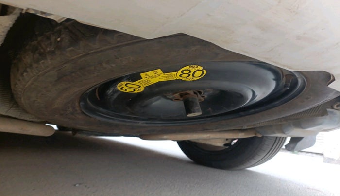 2017 Landrover DISCOVERY SPORT HSE, Diesel, Automatic, 1,32,515 km, tyre