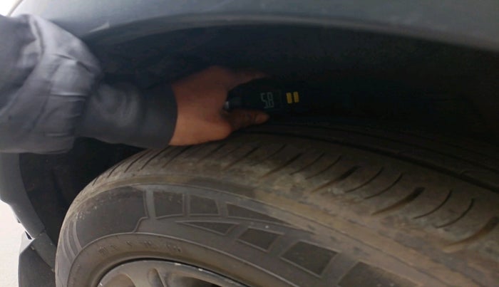 2017 Landrover DISCOVERY SPORT HSE, Diesel, Automatic, 1,32,515 km, tyre