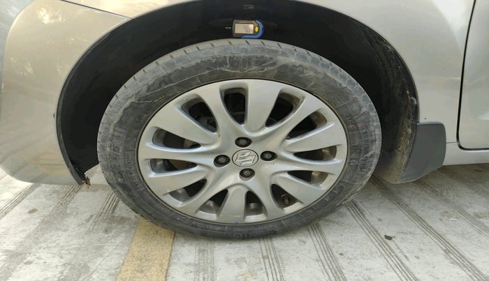 2017 Maruti Baleno ZETA PETROL 1.2, Petrol, Manual, 30,489 km, tyre