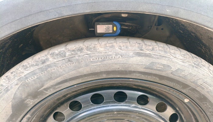 2018 Hyundai Creta SX AT 1.6 DIESEL, Diesel, Automatic, 1,56,842 km, tyre