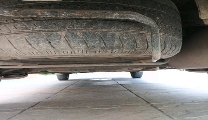 2017 Maruti Ertiga VXI, Petrol, Manual, 1,06,789 km, tyre