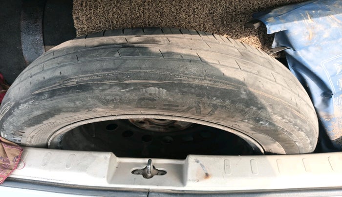 2019 Maruti Celerio ZXI AMT, Petrol, Automatic, 1,08,754 km, tyre