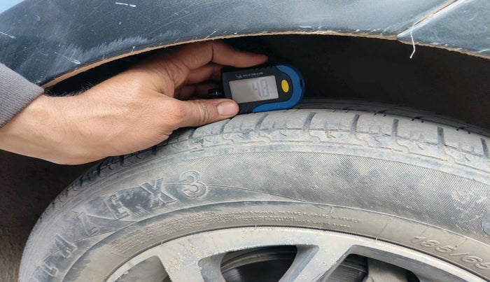 2019 Volkswagen Polo COMFORTLINE 1.0L MPI, Petrol, Manual, 70,545 km, tyre