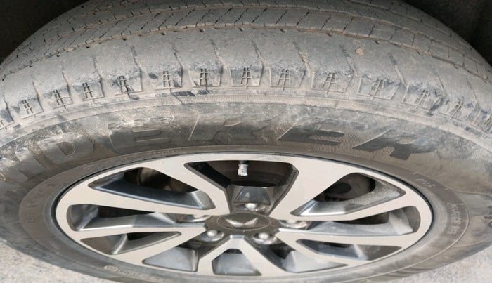 2023 Mahindra SCORPIO-N Z8 DIESEL AT 2WD 7 STR, Diesel, Automatic, 1,06,701 km, tyre