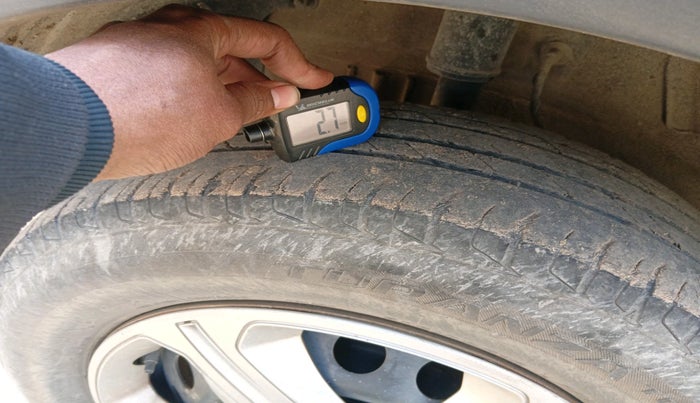 2020 Tata NEXON XMA PETROL, Petrol, Automatic, 60,683 km, tyre