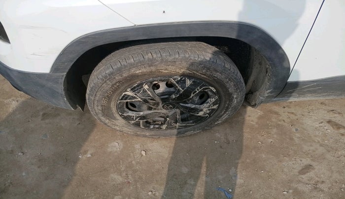 2024 Tata PUNCH ADVENTURE MT, Petrol, Manual, 40,090 km, tyre