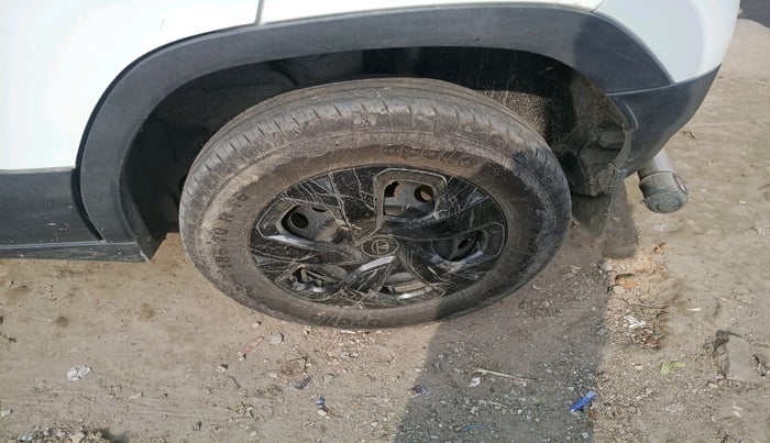 2024 Tata PUNCH ADVENTURE MT, Petrol, Manual, 40,090 km, tyre