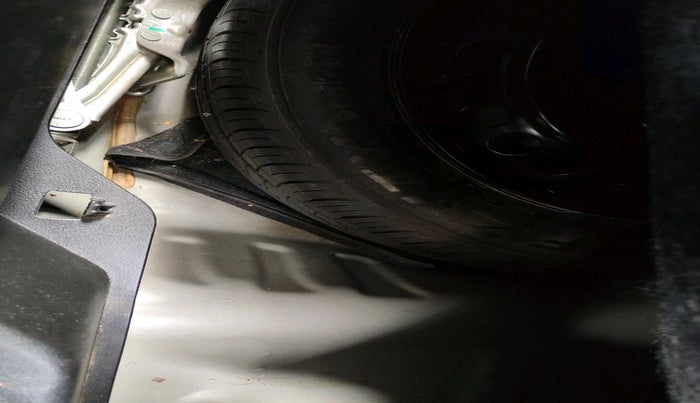 2021 Maruti Baleno ZETA CVT PETROL 1.2, Petrol, Automatic, 22,214 km, tyre