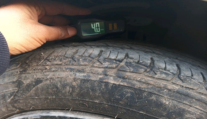 2013 Volkswagen Polo COMFORTLINE 1.2L PETROL, Petrol, Manual, 74,264 km, tyre