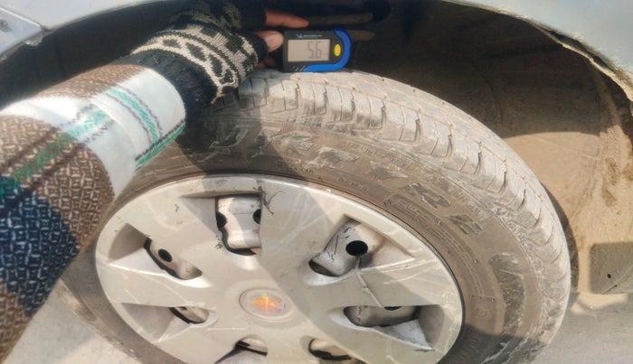 2012 Maruti Wagon R 1.0 LXI, Petrol, Manual, 1,45,041 km, tyre