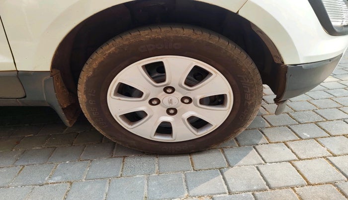 2018 Ford Ecosport TREND 1.5L DIESEL, Diesel, Manual, 1,42,188 km, tyre