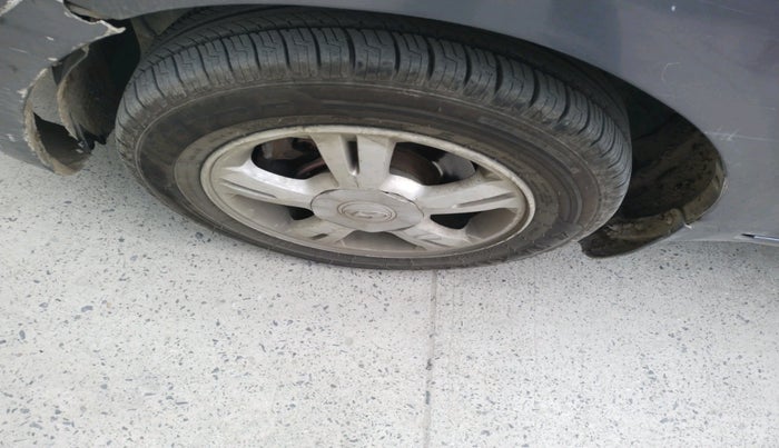 2011 Hyundai i20 ASTA 1.2, Petrol, Manual, 1,32,736 km, tyre