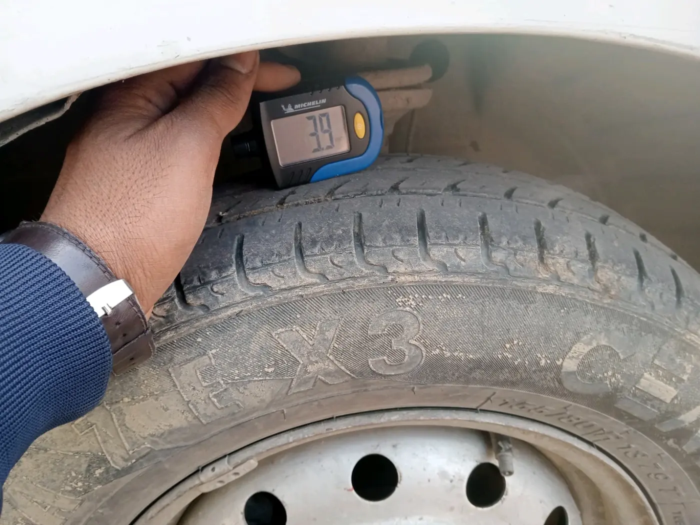 2017 Maruti Wagon R 1.0 LXI CNG, CNG, Manual, 70,050 km, tyre