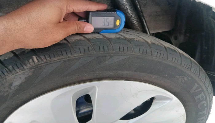 2017 Maruti Celerio VXI, Petrol, Manual, 18,208 km, tyre