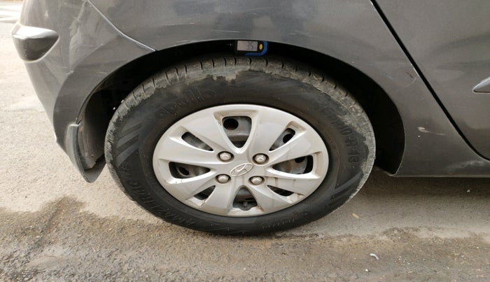 2011 Hyundai i10 SPORTZ 1.2, Petrol, Manual, 98,316 km, tyre