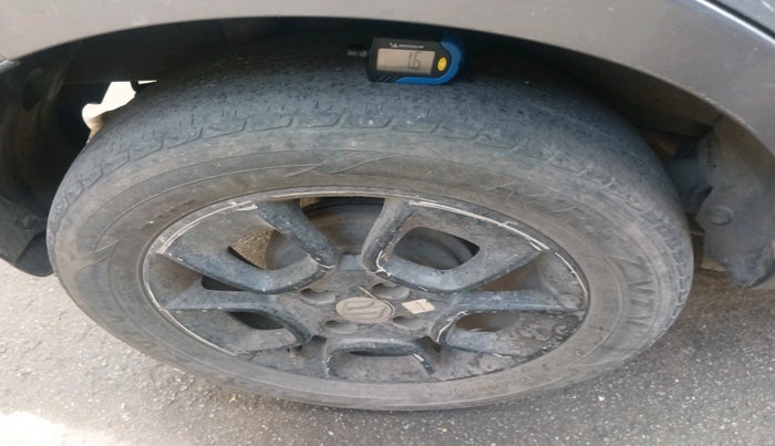 2017 Maruti IGNIS DELTA 1.2, Petrol, Manual, 70,340 km, tyre