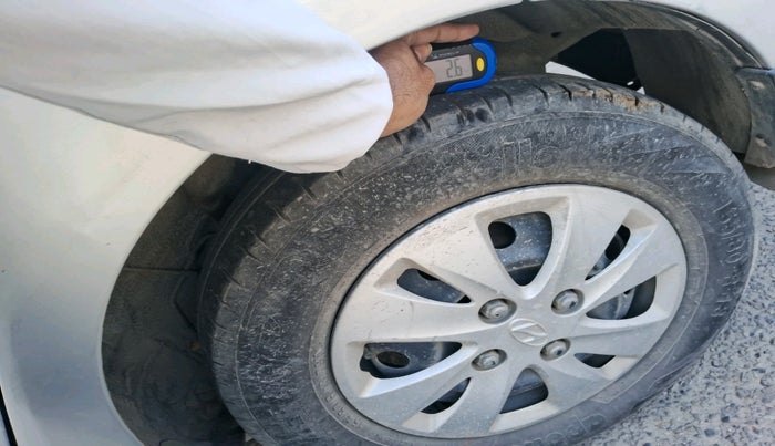 2011 Hyundai i10 ASTA 1.2, CNG, Manual, 72,100 km, tyre