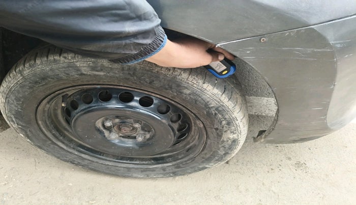 2017 Maruti Baleno DELTA PETROL 1.2, Petrol, Manual, 1,68,168 km, tyre