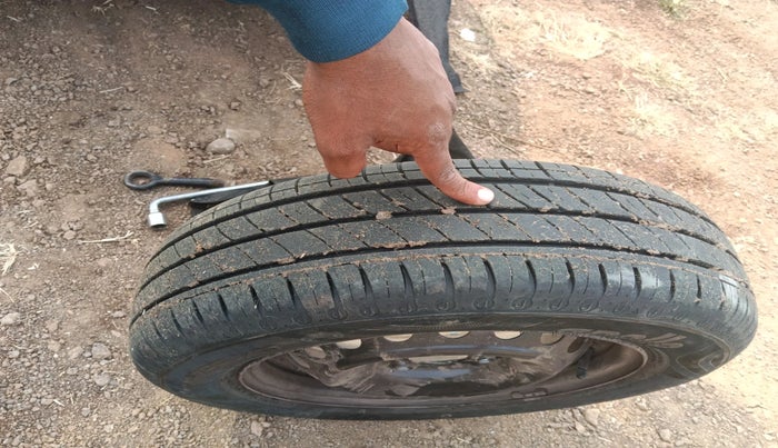 2020 Renault Kwid RXL, Petrol, Manual, 58,382 km, tyre