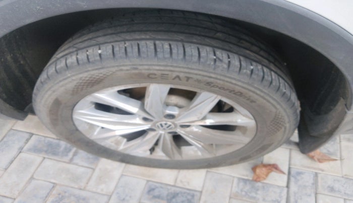 2019 Volkswagen TIGUAN ALL SPACE 2.0 TSI, Petrol, Automatic, 61,000 km, tyre