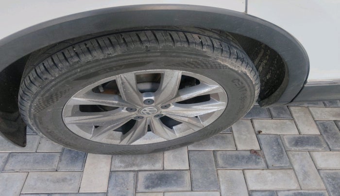 2019 Volkswagen TIGUAN ALL SPACE 2.0 TSI, Petrol, Automatic, 61,000 km, tyre