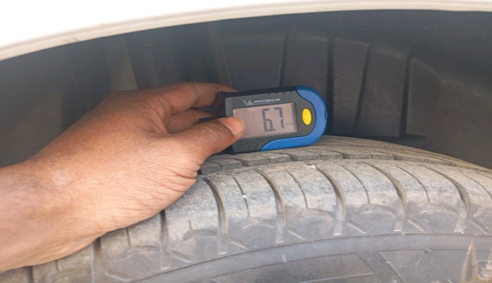 2018 Maruti Dzire ZDI AMT, Diesel, Automatic, 96,286 km, tyre