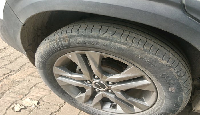 2021 KIA SELTOS HTX 1.5 PETROL, Petrol, Manual, 80,303 km, tyre