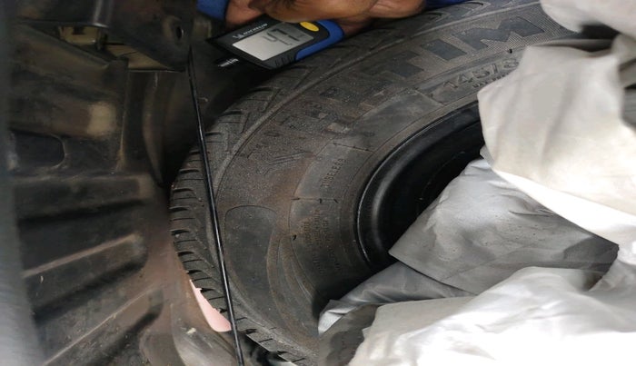 2023 Maruti Alto K10 VXI CNG, Petrol, Manual, 35,982 km, tyre