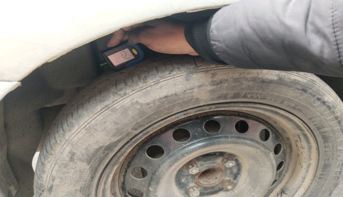 2017 Maruti Ciaz DELTA DIESEL 1.3, Diesel, Manual, 1,28,448 km, tyre