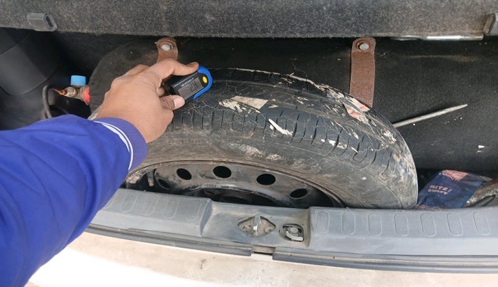 2011 Maruti Ritz VXI, Petrol, Manual, 55,518 km, tyre