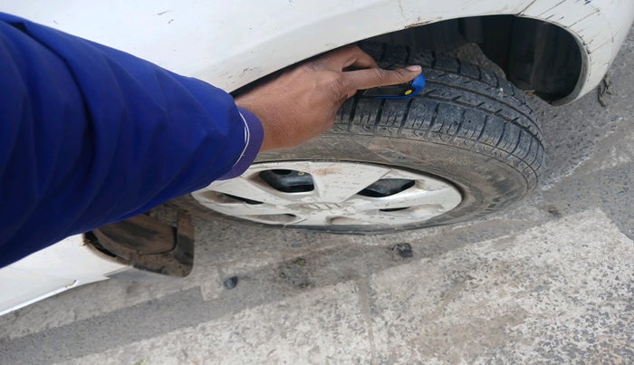 2011 Maruti Ritz VXI, Petrol, Manual, 55,518 km, tyre