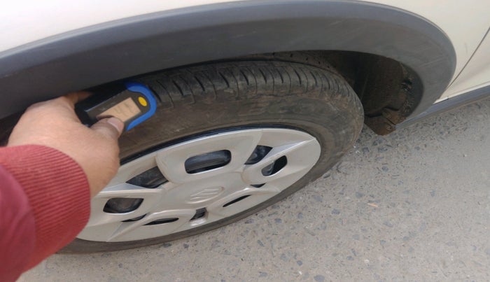 2022 Maruti IGNIS DELTA 1.2, Petrol, Manual, 11,087 km, tyre