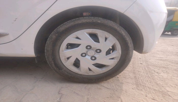 2024 Hyundai GRAND I10 NIOS MAGNA 1.2 KAPPA VTVT, Petrol, Manual, 21,520 km, tyre