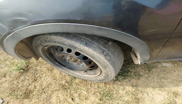 2018 Tata NEXON XM PETROL, Petrol, Manual, 83,137 km, tyre