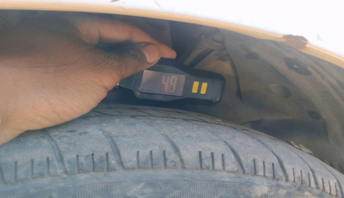 2013 Hyundai i20 ASTA 1.4 CRDI, Diesel, Manual, 1,31,114 km, tyre