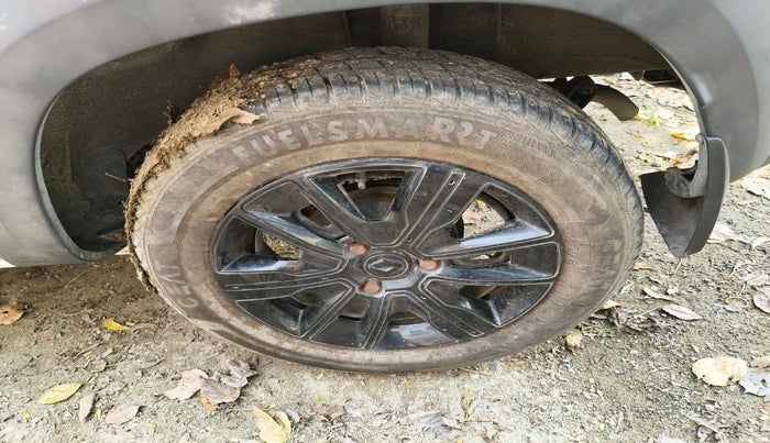 2022 Renault Kwid CLIMBER MT 1.0, Petrol, Manual, 11,606 km, tyre