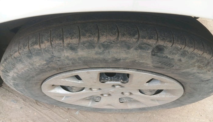 2018 Hyundai Elite i20 SPORTZ 1.2, Petrol, Manual, 1,00,384 km, tyre