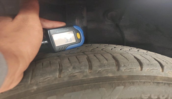 2020 Hyundai AURA S 1.2 AMT CRDI, Diesel, Automatic, 43,772 km, tyre