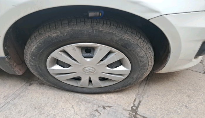 2014 Maruti Swift Dzire VDI, Diesel, Manual, 1,41,110 km, tyre