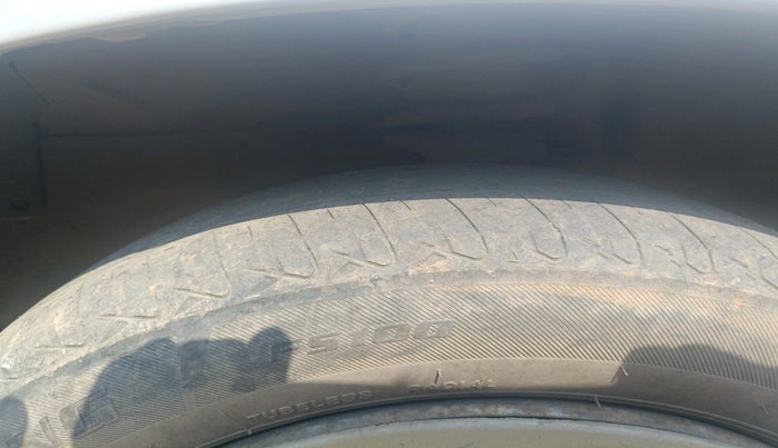 2012 Maruti Alto K10 VXI, Petrol, Manual, 1,29,668 km, tyre