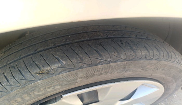 2012 Maruti Alto K10 VXI, Petrol, Manual, 1,29,668 km, tyre