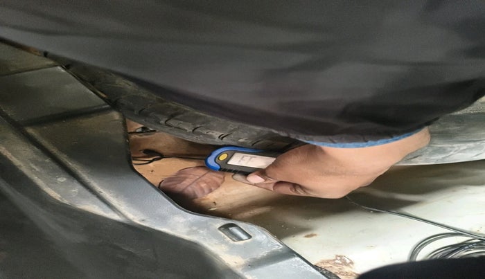 2019 Maruti Dzire VXI, Petrol, Manual, 76,870 km, tyre