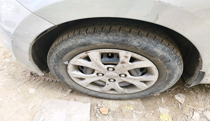 2014 Hyundai Grand i10 SPORTZ 1.2 KAPPA VTVT, Petrol, Manual, 50,169 km, tyre