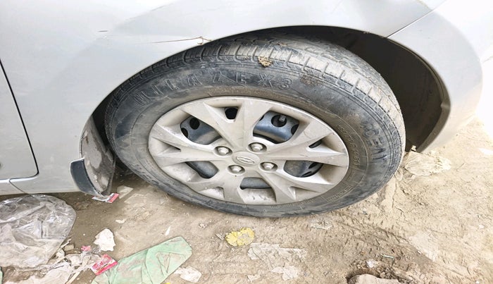 2014 Hyundai Grand i10 SPORTZ 1.2 KAPPA VTVT, Petrol, Manual, 50,169 km, tyre