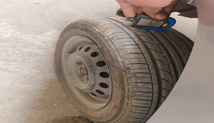 2017 Maruti Wagon R 1.0 VXI, Petrol, Manual, 59,845 km, tyre