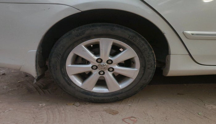 2011 Toyota Corolla Altis G DIESEL, Diesel, Manual, 2,83,234 km, tyre