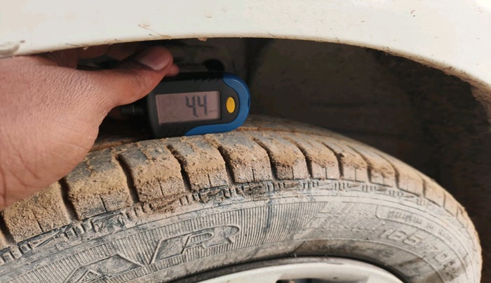 2019 Maruti New Wagon-R VXI 1.2, Petrol, Manual, 65,493 km, tyre