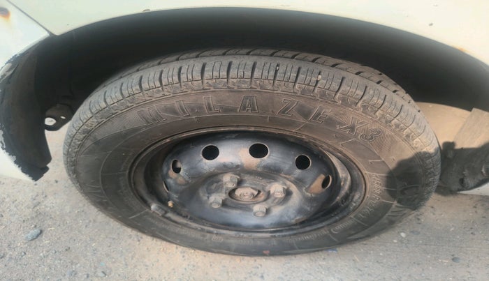 2012 Maruti Alto 800 LXI, Petrol, Manual, 85,216 km, tyre