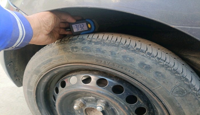 2011 Hyundai i10 ERA 1.1, Petrol, Manual, 43,720 km, tyre